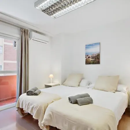 Amplio Piso Con Terraza Apartament Malaga