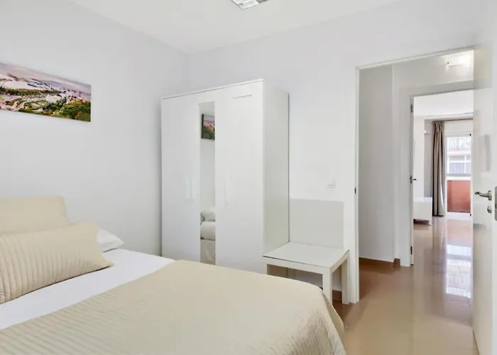 Apartament Amplio Piso Con Terraza